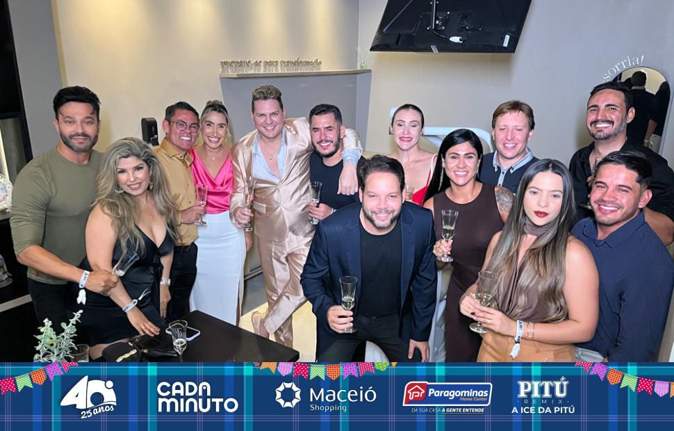 aniversário-promoter-wilton-rocha-na-clínica-viotto-11-06-2025 (75)