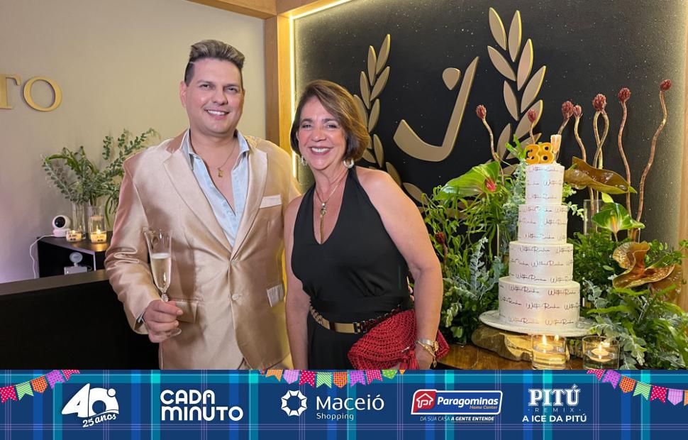 aniversário-promoter-wilton-rocha-na-clínica-viotto-11-06-2025 (86)