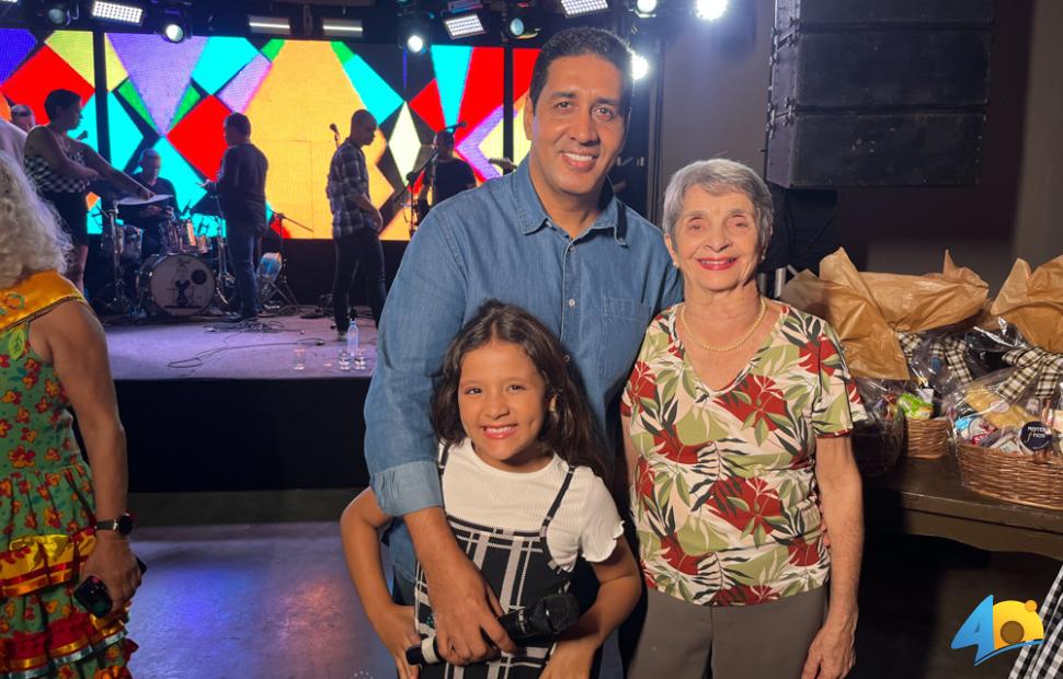 Arrai´-Bom-Demais-Adufal-na-Chez-Marie-12-06-2015 (105)