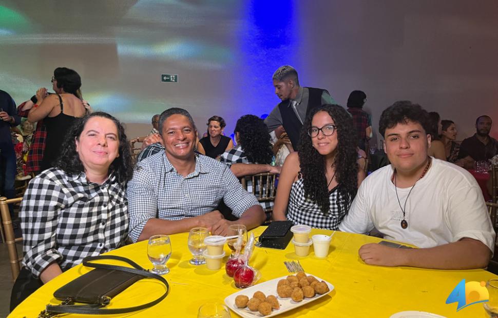 Arrai´-Bom-Demais-Adufal-na-Chez-Marie-12-06-2015 (129)