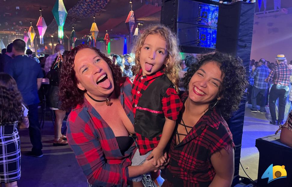 Arrai´-Bom-Demais-Adufal-na-Chez-Marie-12-06-2015 (49)