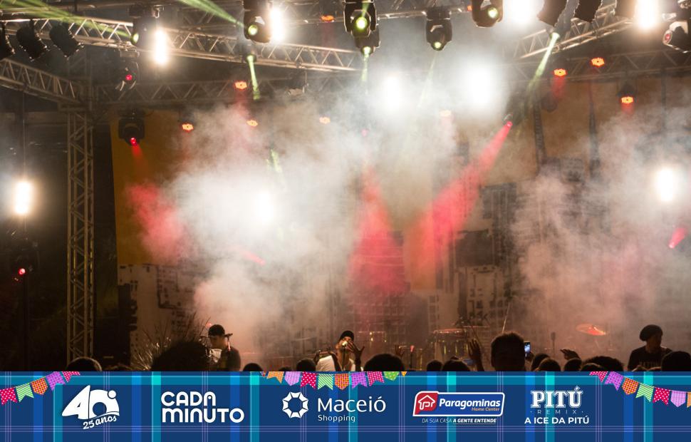 Arraiá-Cafe-de-La-Musique-Banda-Eva-e Toninho-18-06-2016 (120)