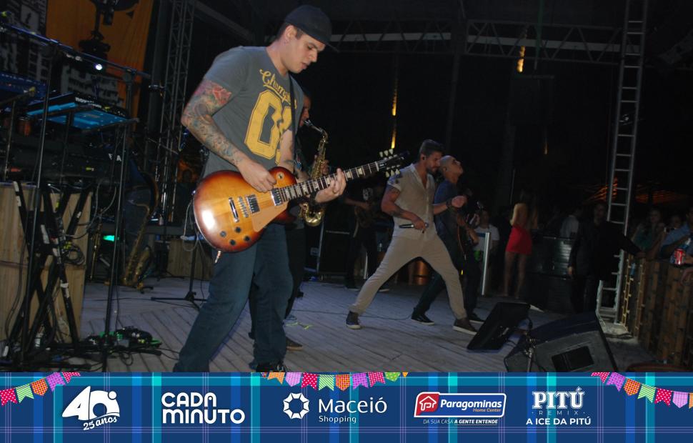 Arraiá-Cafe-de-La-Musique-Banda-Eva-e Toninho-18-06-2016 (131)