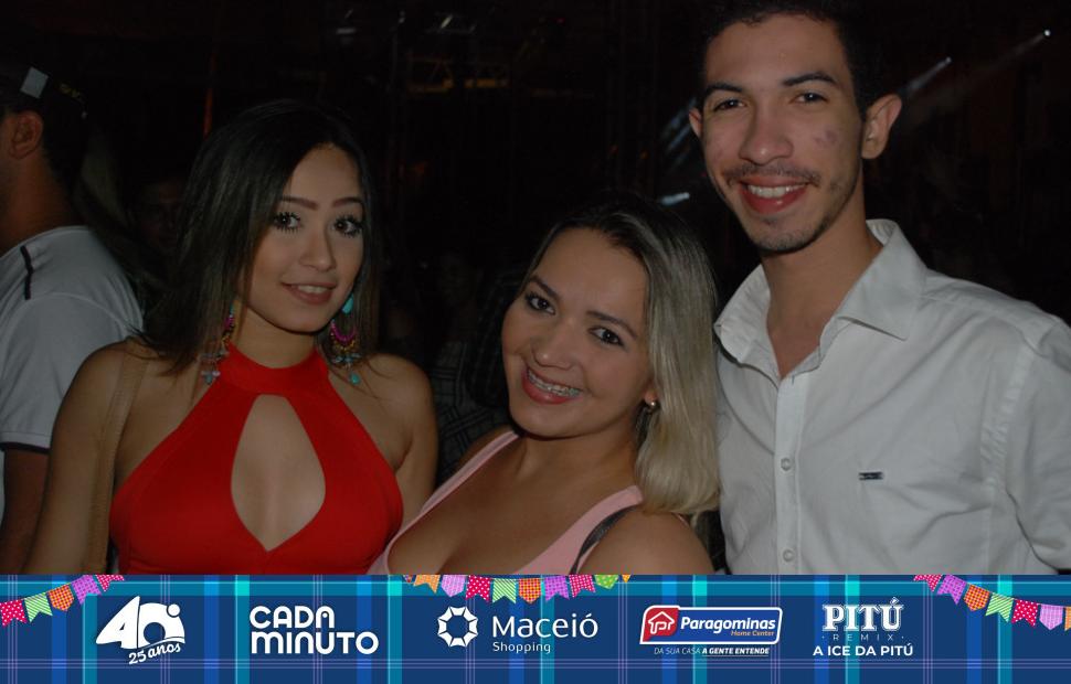 Arraiá-Cafe-de-La-Musique-Banda-Eva-e Toninho-18-06-2016 (133)