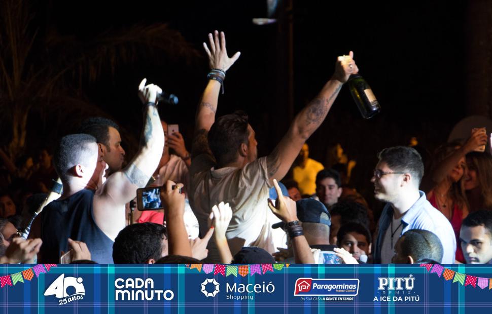 Arraiá-Cafe-de-La-Musique-Banda-Eva-e Toninho-18-06-2016 (144)