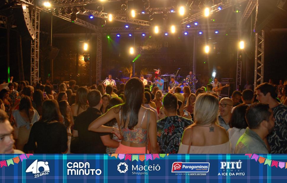 Arraiá-Cafe-de-La-Musique-Banda-Eva-e Toninho-18-06-2016 (151)