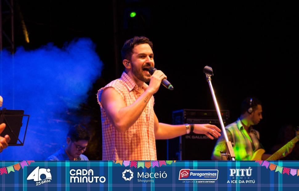 Arraiá-Cafe-de-La-Musique-Banda-Eva-e Toninho-18-06-2016 (168)