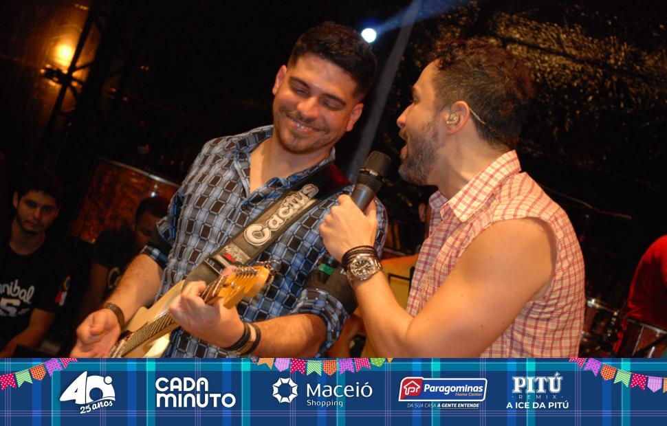 Arraiá-Cafe-de-La-Musique-Banda-Eva-e Toninho-18-06-2016 (21)