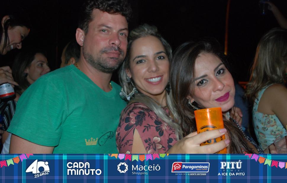 Arraiá-Cafe-de-La-Musique-Banda-Eva-e Toninho-18-06-2016 (30)