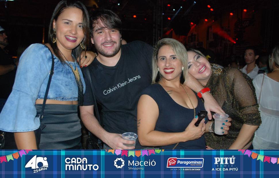 Arraiá-Cafe-de-La-Musique-Banda-Eva-e Toninho-18-06-2016 (33)