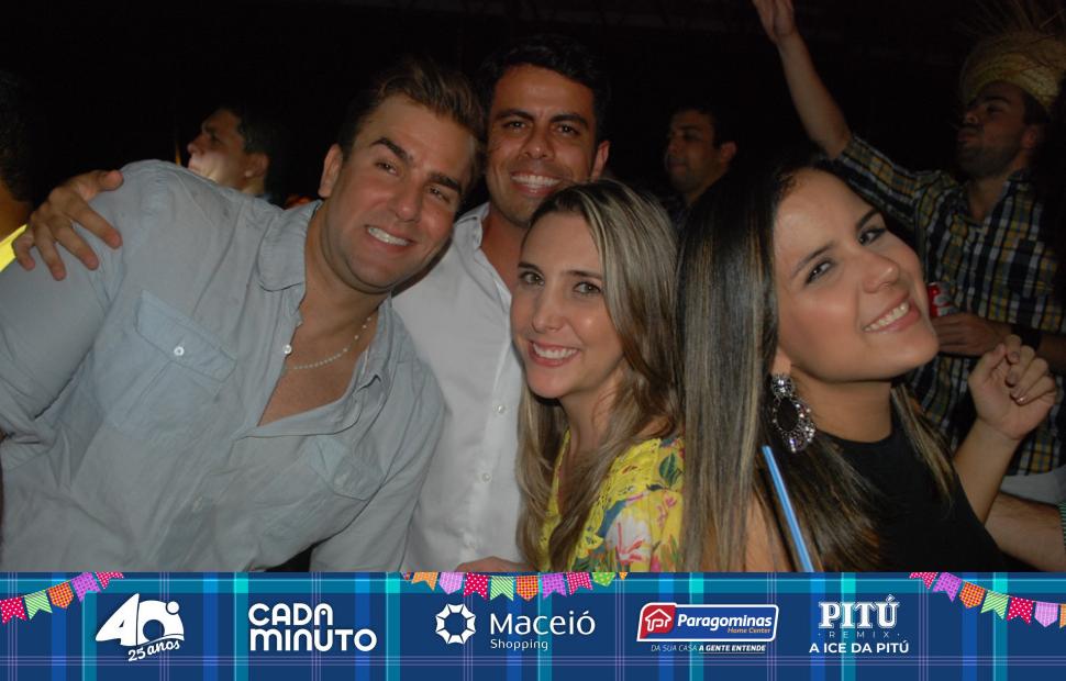 Arraiá-Cafe-de-La-Musique-Banda-Eva-e Toninho-18-06-2016 (37)