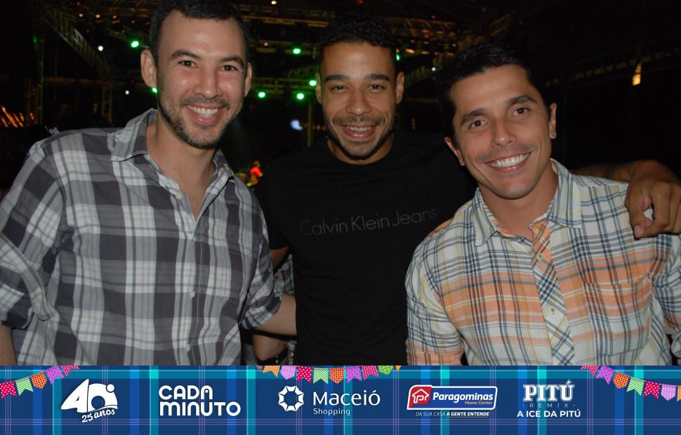 Arraiá-Cafe-de-La-Musique-Banda-Eva-e Toninho-18-06-2016 (58)