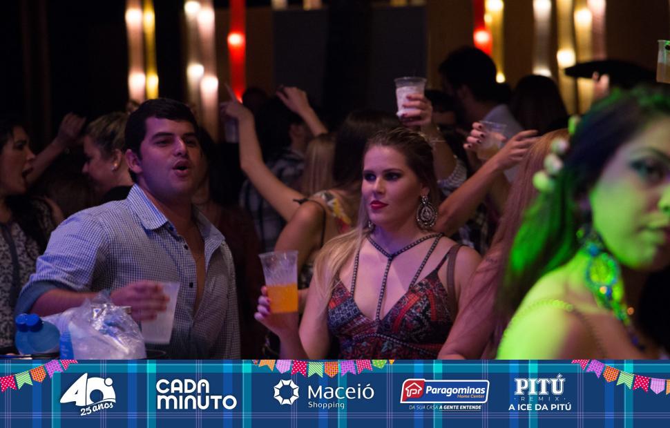 Arraiá-Cafe-de-La-Musique-Banda-Eva-e Toninho-18-06-2016 (88)