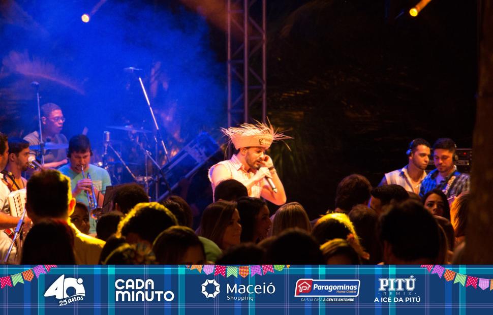 Arraiá-Cafe-de-La-Musique-Banda-Eva-e Toninho-18-06-2016 (96)