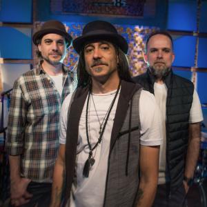 25 de julho: Oxe lança novo álbum em celebração à trajetória da banda