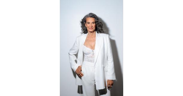 Simone faz show em 21 de setembro, em Maceió