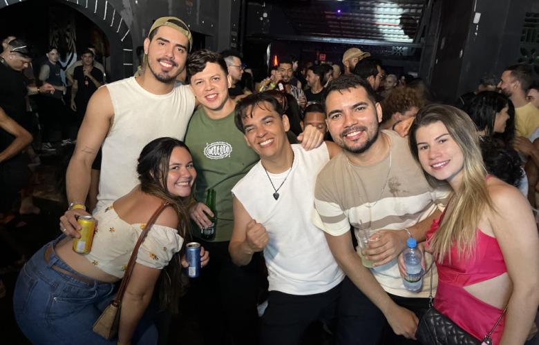 Joy Club 8 anos