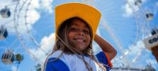 Alegria e encantamento marcam visita de crianças da rede municipal à roda gigante da orla de Pajuçara