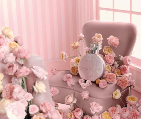 O Boticário apresenta Floratta Rose Bouquet e celebra os 30 anos da marca com novo DNA olfativo