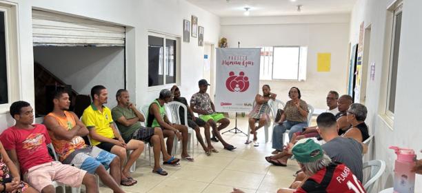 Oficina de crochê oferece vagas para pessoas em situação de rua em Maceió