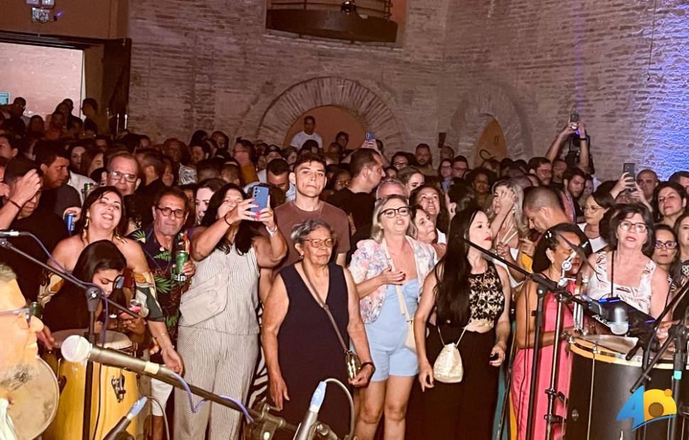 Banda-Cai-Dentro-15-anos-11-10-2025 (160)