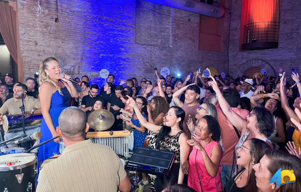 Banda-Cai-Dentro-15-anos-11-10-2025 (170)