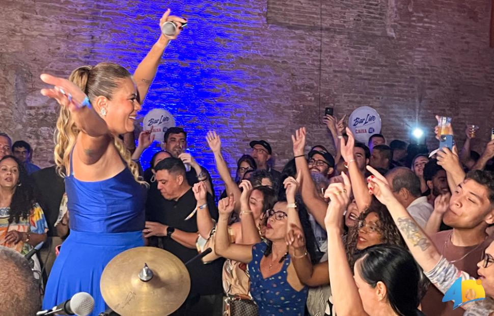 Banda-Cai-Dentro-15-anos-11-10-2025 (4)