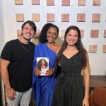 lançamento-do-livri-beleza-singular-valeria-valenssa-26-11-2025-Lojas-Matias-Design (17)