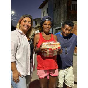 CDR Entretenimento e Galã do Brega arrecadam centenas de alimentos em show em Paripueira