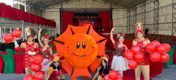 Chegada do Papai Noel no Maceió Shopping