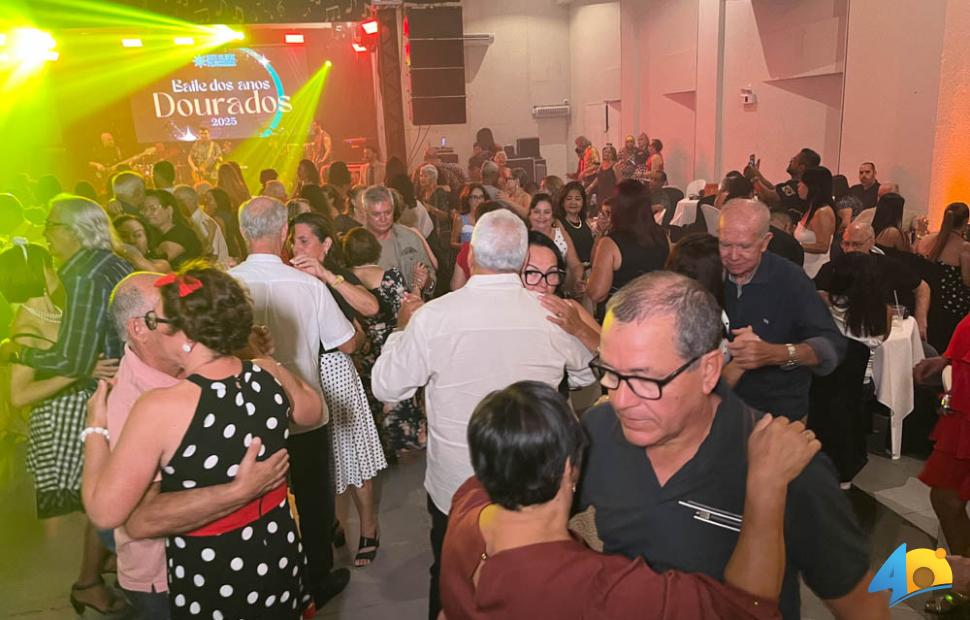 Baile-Anos-Dourados-Iate-Clube-Pajussara-22-11-2025 (173)