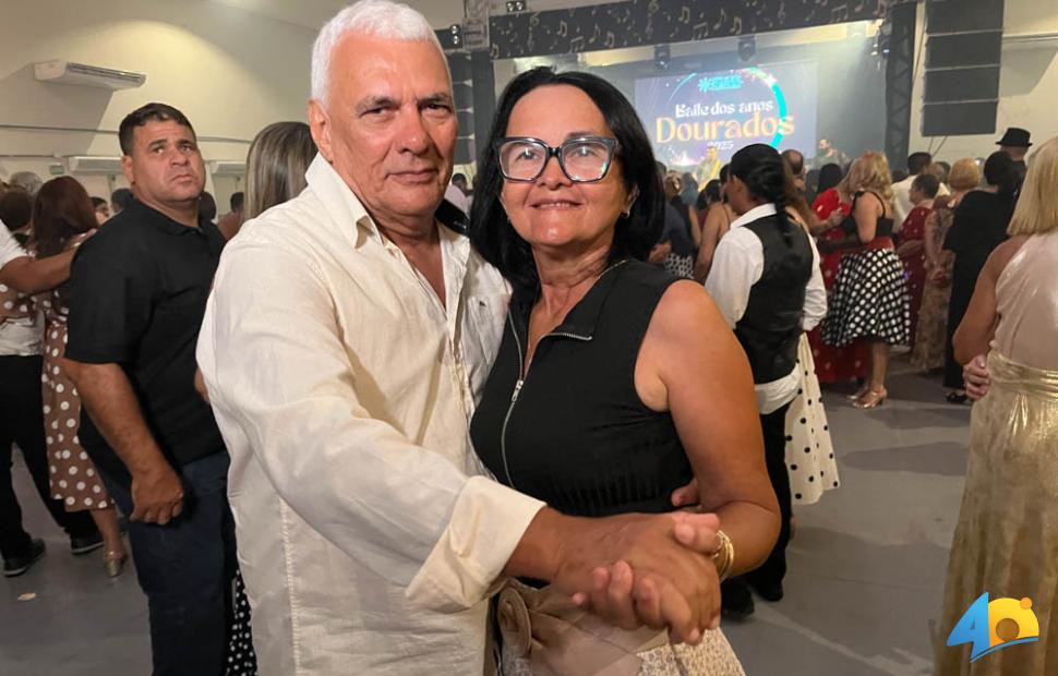 Baile-Anos-Dourados-Iate-Clube-Pajussara-22-11-2025 (175)