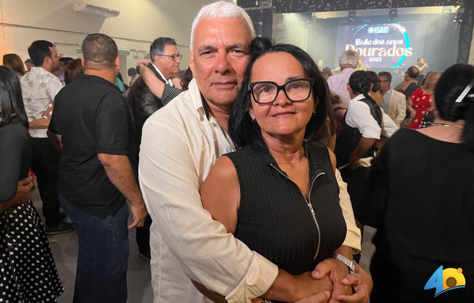 Baile-Anos-Dourados-Iate-Clube-Pajussara-22-11-2025 (43)