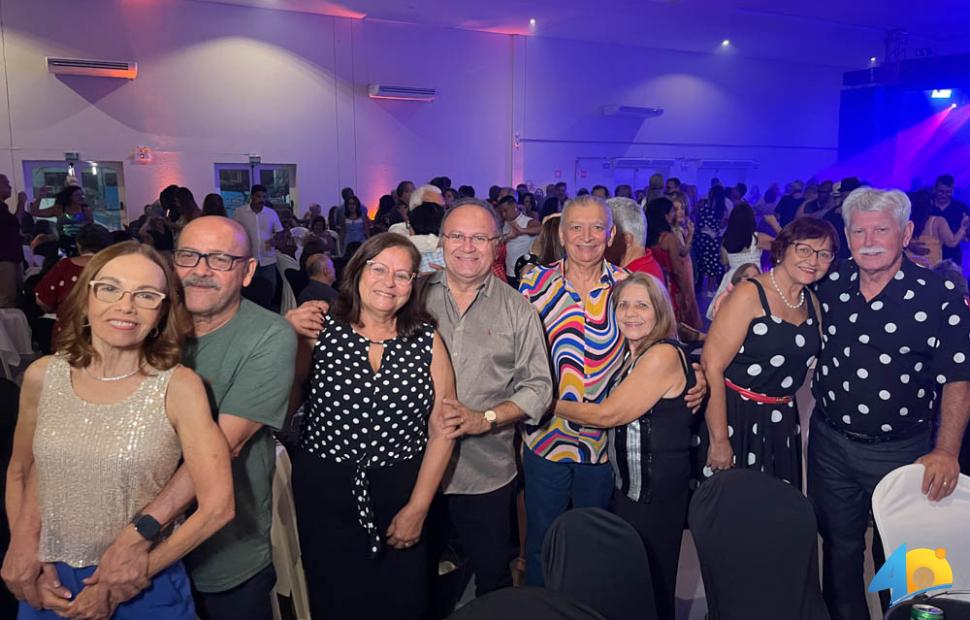 Baile-Anos-Dourados-Iate-Clube-Pajussara-22-11-2025 (68)