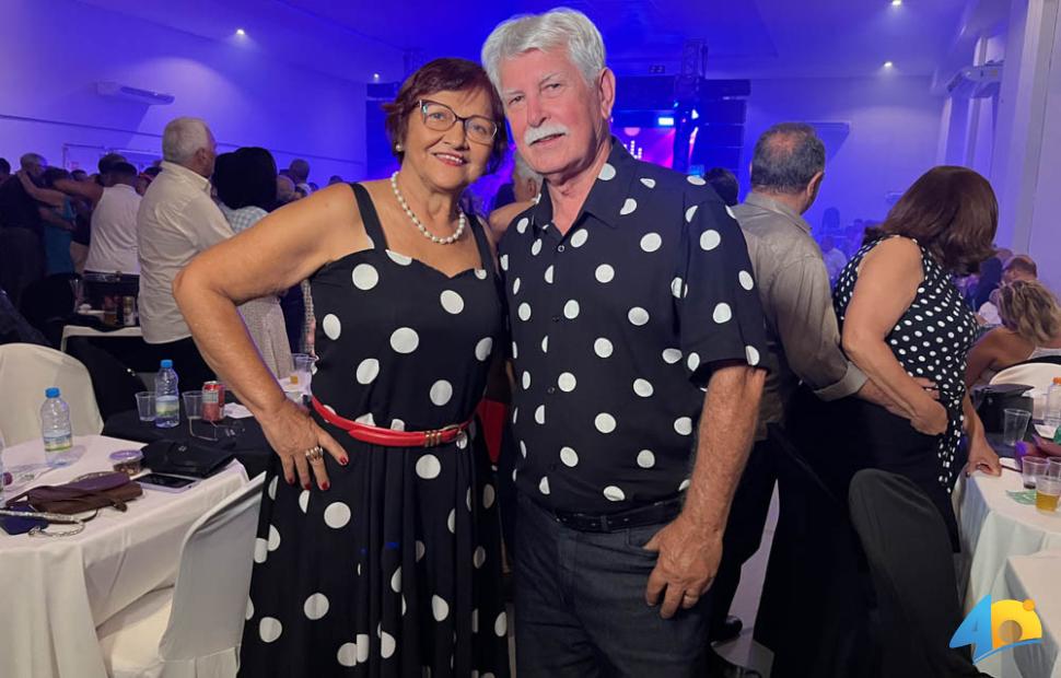 Baile-Anos-Dourados-Iate-Clube-Pajussara-22-11-2025 (69)