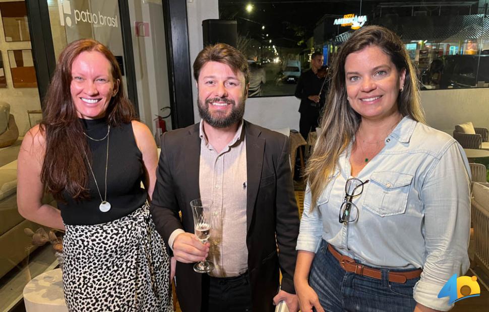 lançamento-do-livri-beleza-singular-valeria-valenssa-26-11-2025-Lojas-Matias-Design (28)