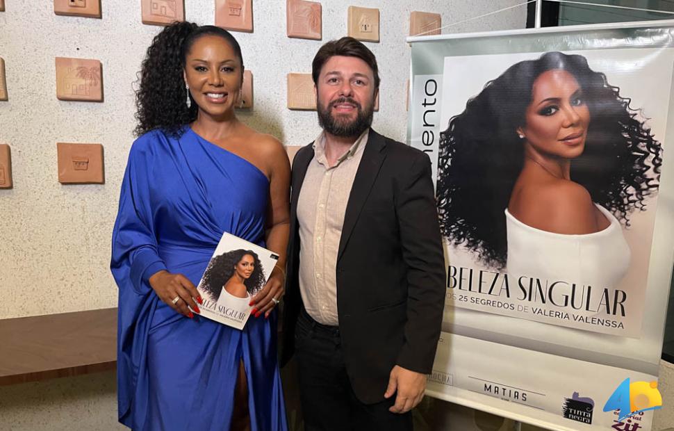 lançamento-do-livri-beleza-singular-valeria-valenssa-26-11-2025-Lojas-Matias-Design (31)