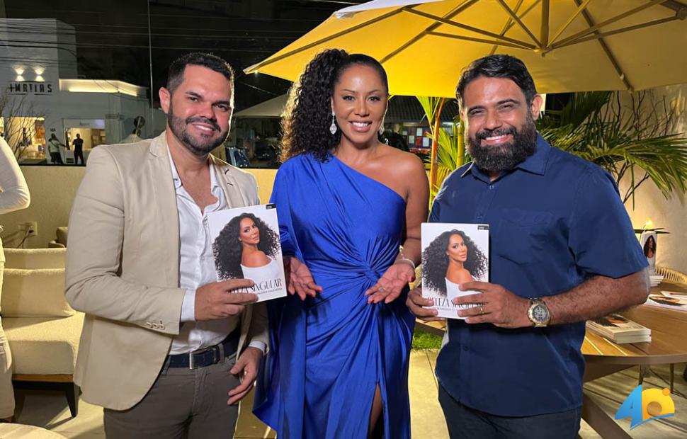 lançamento-do-livri-beleza-singular-valeria-valenssa-26-11-2025-Lojas-Matias-Design (40)