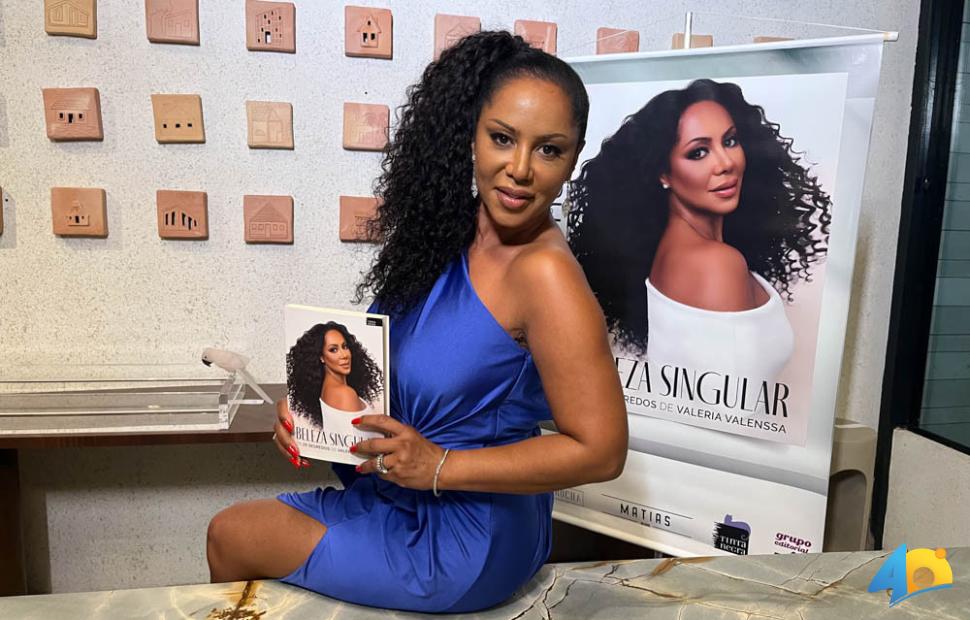 lançamento-do-livri-beleza-singular-valeria-valenssa-26-11-2025-Lojas-Matias-Design (54)