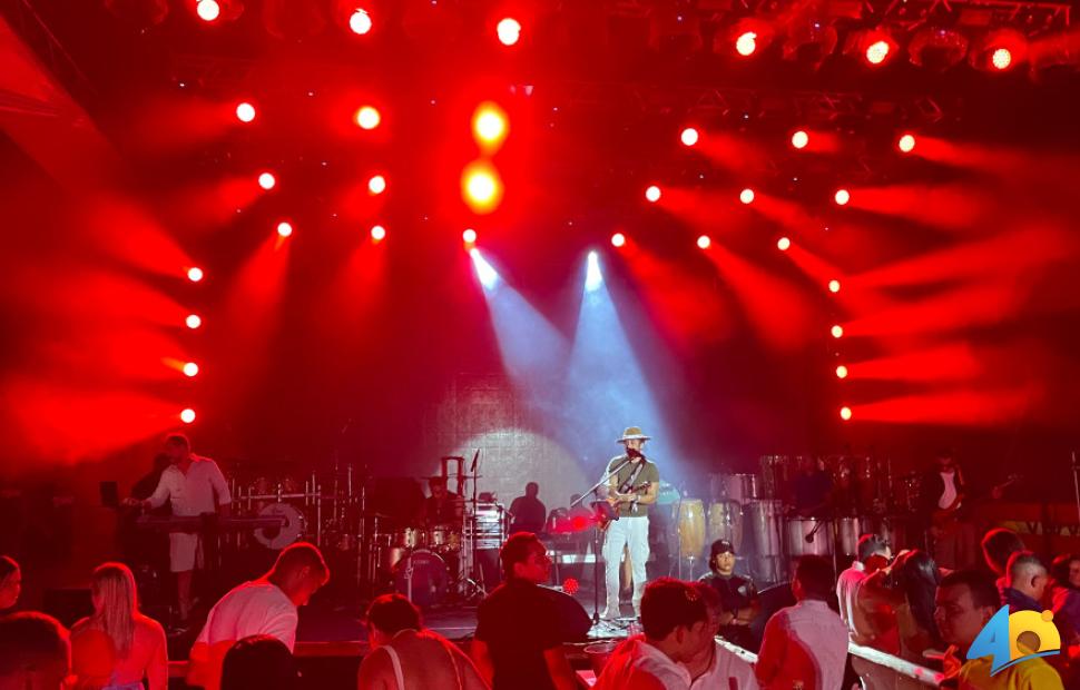 Cafe-29-12-2025-Xande-Aviões-Zé Neto-e-Cristiani-Toninho-Dj Pitão (21)