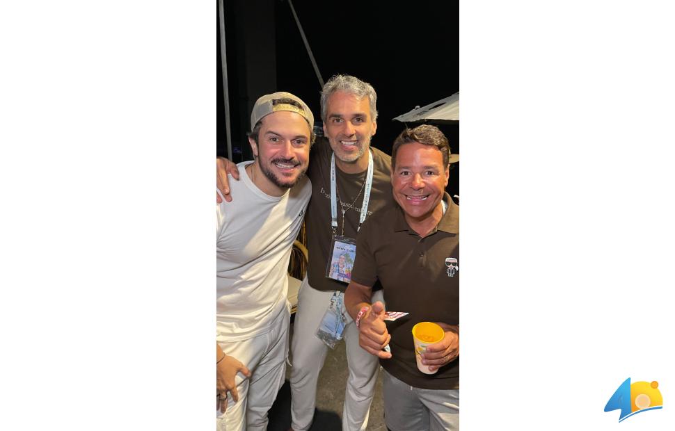 Cafe-29-12-2025-Xande-Aviões-Zé Neto-e-Cristiani-Toninho-Dj Pitão (9)