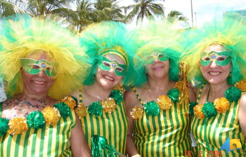 Desfile-do-Pinto-da-Madrugada-2006 (18)