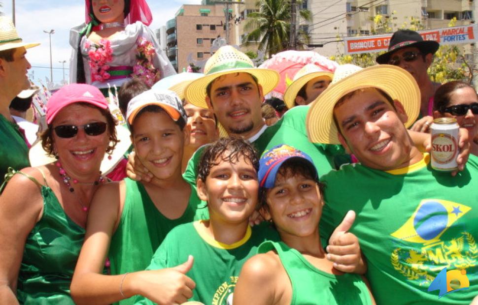 Desfile-do-Pinto-da-Madrugada-2006 (323)