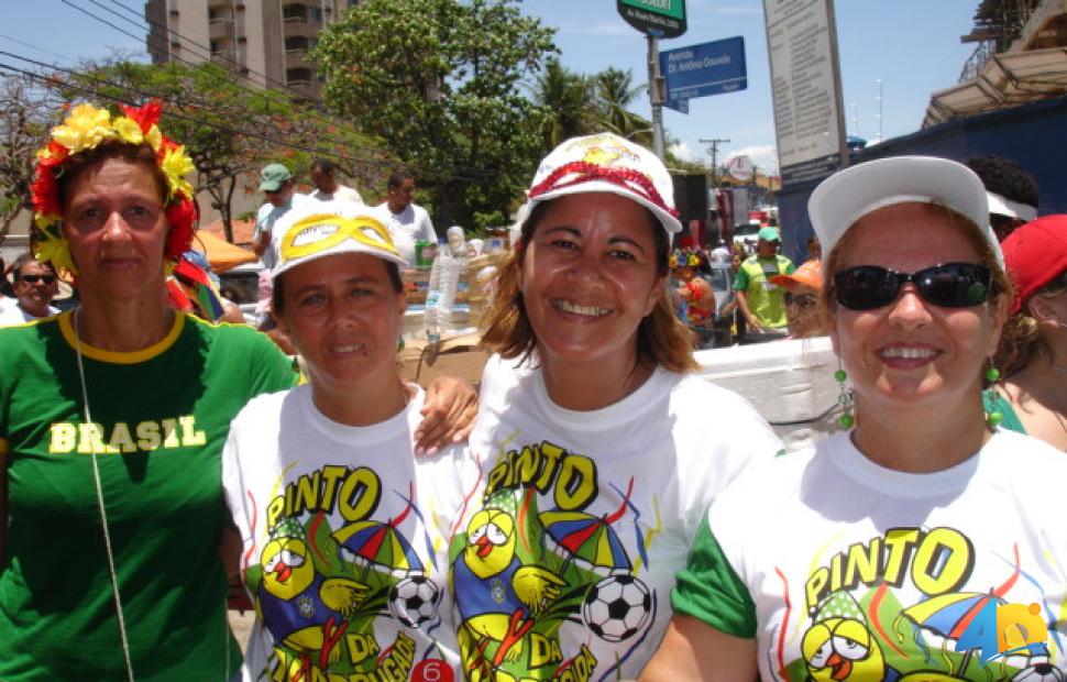 Desfile-do-Pinto-da-Madrugada-2006 (331)