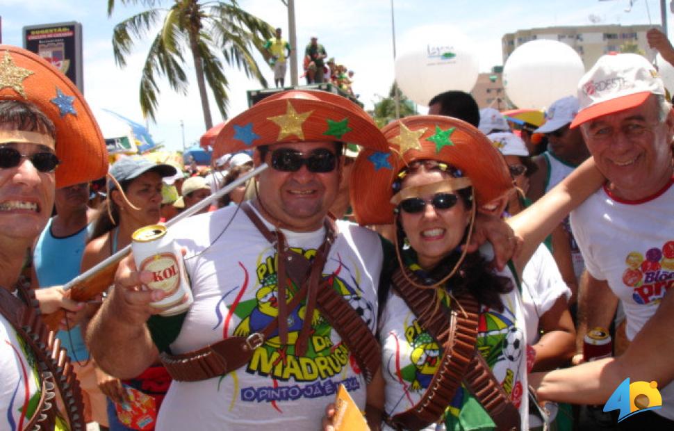 Desfile-do-Pinto-da-Madrugada-2006 (408)