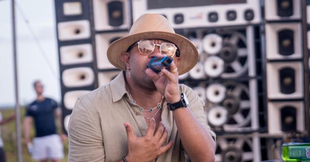 Dr. Da Seresta lança EP “Virei Meme” e aposta na mistura de romantismo e da música do Nordeste