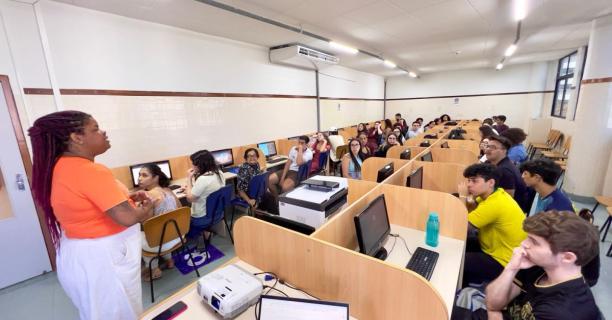 Jornalistas e comunicadores poderão acessar cursos gratuitos sobre Gemini, SEO, dados e ferramentas Google em nova edição do FALA!
