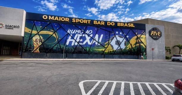 Após ingressos esgotados nos amistosos, Arena Five Brasil inicia programação da Copa do Mundo em Maceió com experiências criativas e entretenimento
