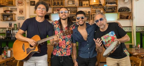 Músicos alagoanos desafiam rótulos em encontro inédito entre samba e brega no mesmo palco