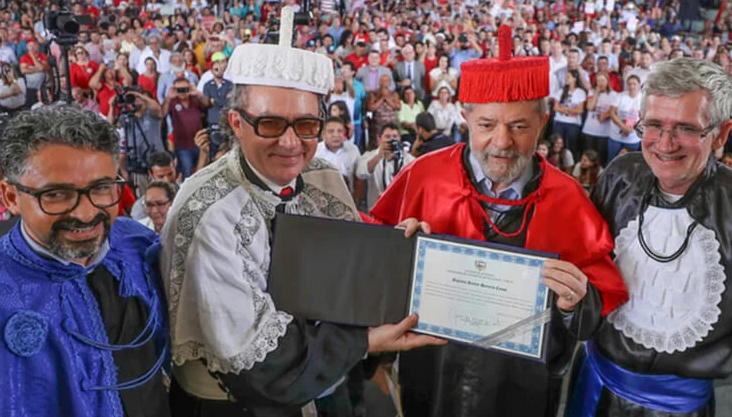 Justiça anula título de doutor honoris causa de Lula em universidade de AL